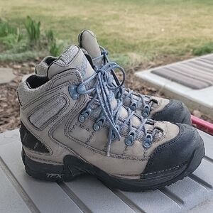 Women's Danner 453 GTX Hiking Boots